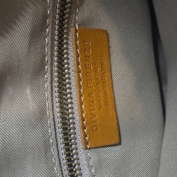 DIVINA FIRENZE ITALIAN Orange LEATHER CROSSBODY SHOULDER HANDBAG - Picture 12 of 15